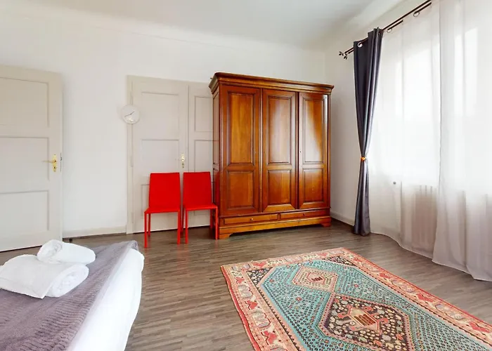 Clemenceau Avec Parking Apartman